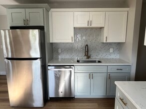 52 Pelham St in Methuen, MA - Building Photo - Building Photo