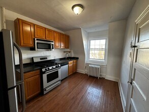 1748 Lamont St NW in Washington, DC - Building Photo - Building Photo