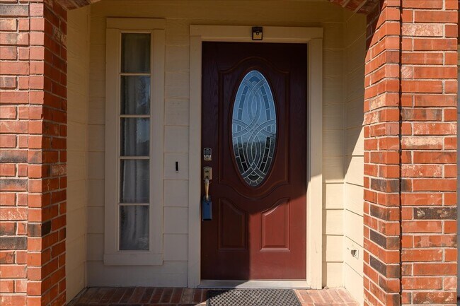 16218 Bunker Ridge Rd in Houston, TX - Building Photo - Building Photo