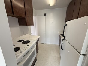 25 Gardner Rd, Unit 6H in Brookline, MA - Building Photo - Building Photo