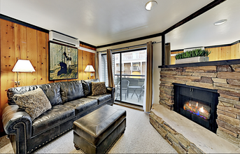 1385 Lowell Ave, Unit 221 in Park City, UT - Building Photo - Building Photo