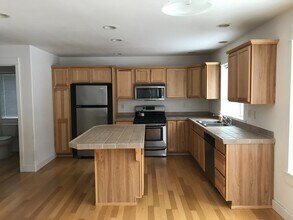 1058 Bismark St in Klamath Falls, OR - Building Photo - Building Photo