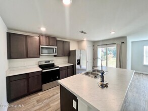 421 High Ridge Ct in Sneads Ferry, NC - Building Photo - Building Photo