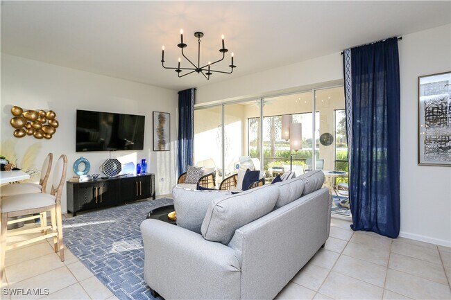 3930 Deer Crossing Ct in Naples, FL - Foto de edificio - Building Photo