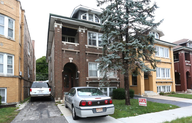 2232 Oak Park Ave in Berwyn, IL - Foto de edificio - Primary Photo