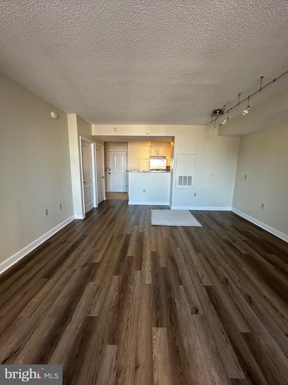 555 Massachusetts Ave NW in Washington, DC - Building Photo - Building Photo