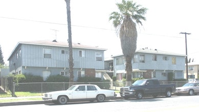 6955-6961 Fulton Ave in North Hollywood, CA - Building Photo - Building Photo