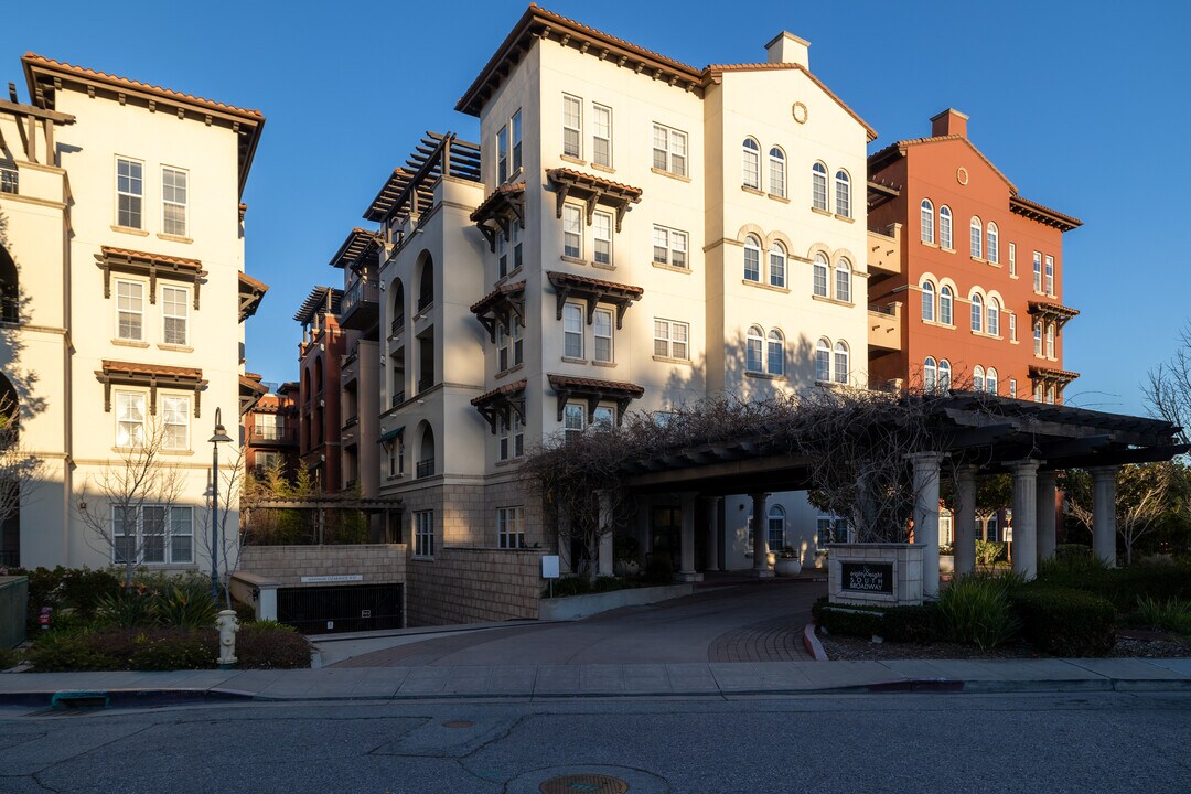 88 S Broadway in Millbrae, CA - Building Photo