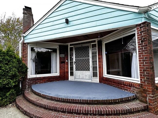 property at 609 NW 41st St