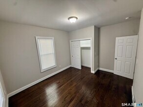 414 Wood Ave in Bridgeport, CT - Building Photo - Building Photo