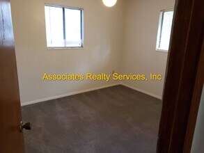 4023 NW 30th Ter in Gainesville, FL - Building Photo - Building Photo