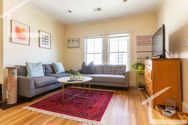 property at 27 Lothrop St