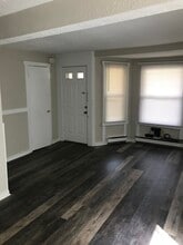 58 Spring St, Unit Apt. A in Red Bank, NJ - Building Photo - Building Photo
