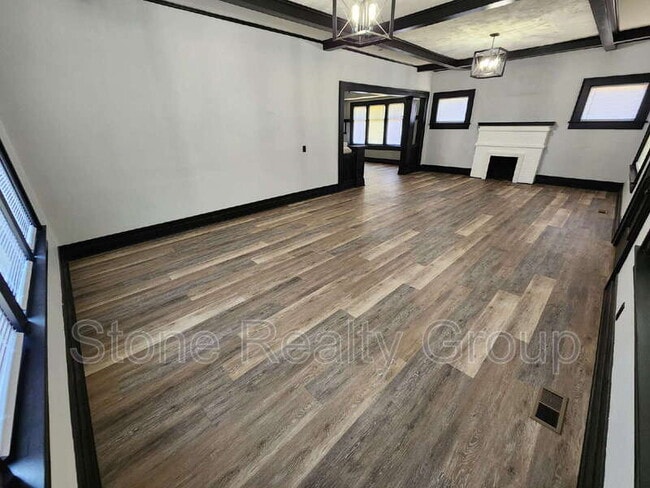 1723 Thompson Ave in Terre Haute, IN - Foto de edificio - Building Photo