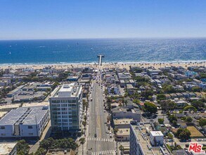 8 23rd Ave in Los Angeles, CA - Building Photo - Building Photo