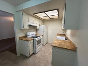 632 Cedar Ave in Atwater, CA - Building Photo - Building Photo