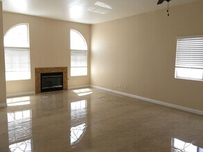 5219 Willowdale Ct in North Las Vegas, NV - Building Photo - Building Photo