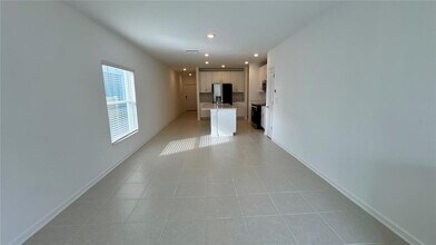 2737 Armstrong Ave in Clermont, FL - Building Photo - Building Photo