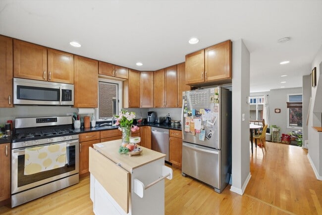 1248 W Fletcher St in Chicago, IL - Building Photo - Building Photo