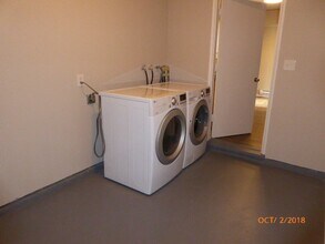 15011 SE 45th St in Bellevue, WA - Building Photo - Building Photo