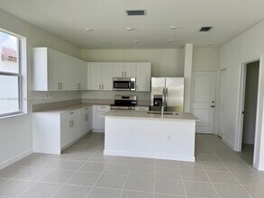 2659 SE 24th Dr in Homestead, FL - Building Photo - Building Photo