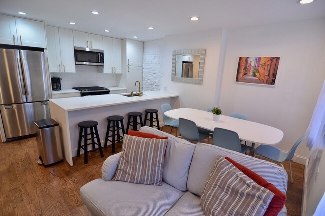 508 Lafayette Ave-Unit -Suite 1 in Brooklyn, NY - Building Photo - Building Photo