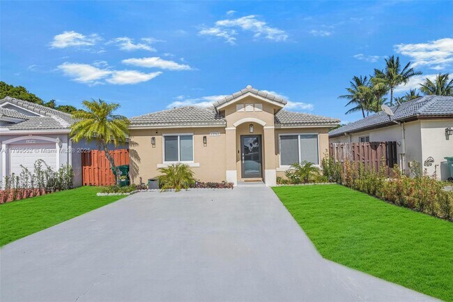 property at 13961 SW 150th Ct