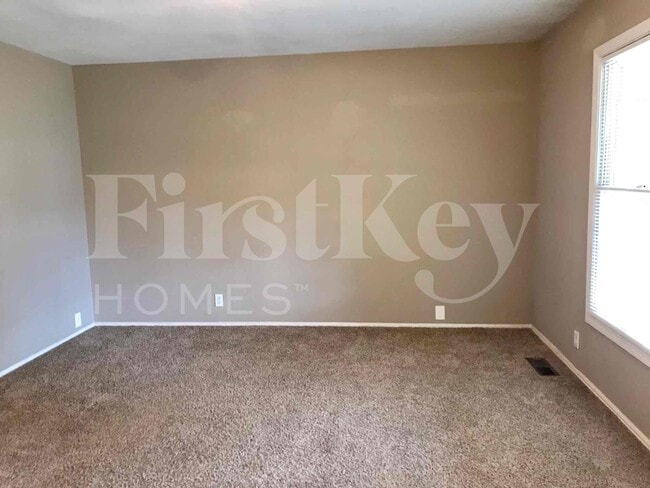 1983 Greenheath Dr in Florissant, MO - Building Photo - Building Photo