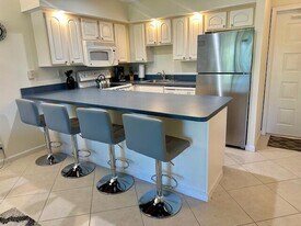 501 Greensward Ln in Delray Beach, FL - Building Photo
