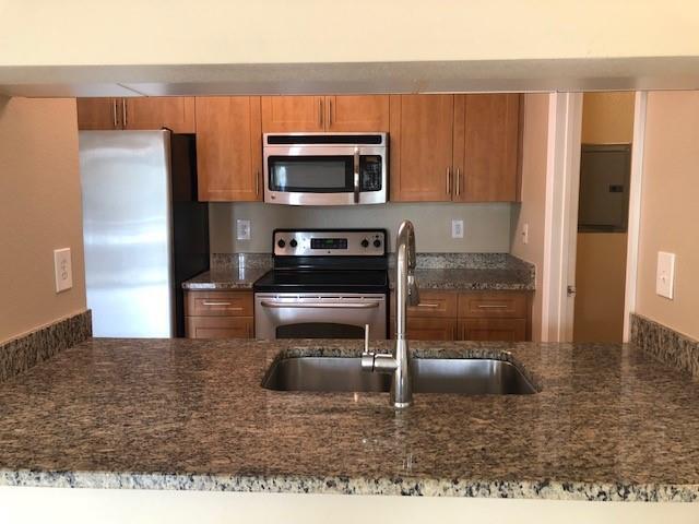 6505 Emerald Dunes Dr in West Palm Beach, FL - Building Photo - Building Photo
