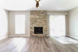 1102 Swan Lake Rd in Edmond, OK - Building Photo - Building Photo