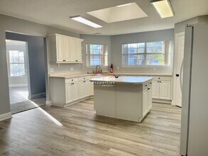 3052 Red Fern Rd in Cantonment, FL - Building Photo - Building Photo