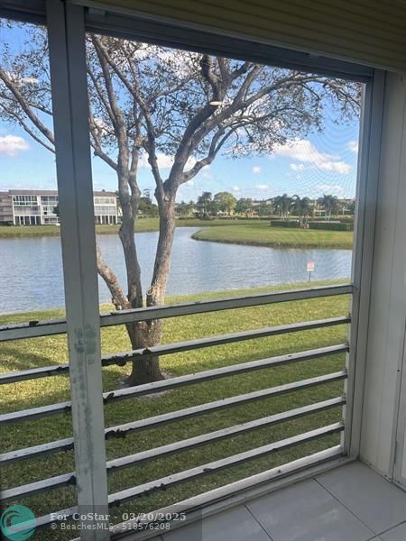 228 Preston Way in Boca Raton, FL - Building Photo - Building Photo