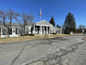 966 Bloomfield Village Blvd, Unit Auburn hills in Auburn Hills, MI - Foto de edificio - Building Photo
