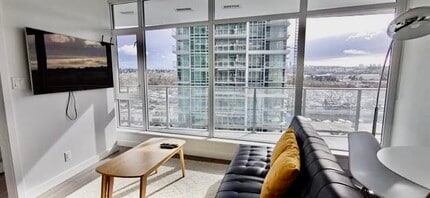 2311 Beta Ave in Burnaby, BC - Building Photo - Building Photo