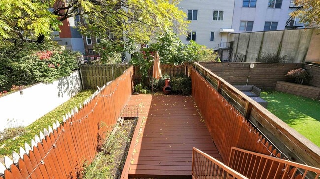 717 Adams St in Hoboken, NJ - Building Photo - Building Photo