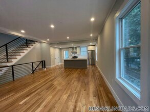 199 Boylston St in Brookline, MA - Building Photo - Building Photo