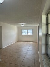 1210 Old Boynton Rd, Unit 104 in Boynton Beach, FL - Building Photo - Building Photo
