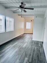 8231 Camino Del Oro, Unit 20 in San Diego, CA - Building Photo - Building Photo