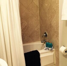 1698 31st St NW in Washington, DC - Building Photo - Building Photo