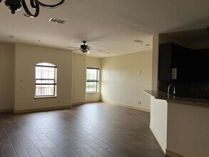 8216 Casa Verde Rd in Laredo, TX - Building Photo - Building Photo