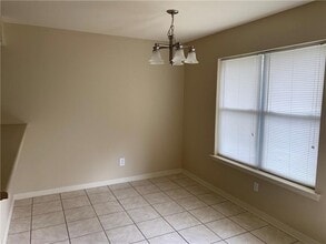 303 Perryl Ln in Luling, LA - Building Photo - Building Photo
