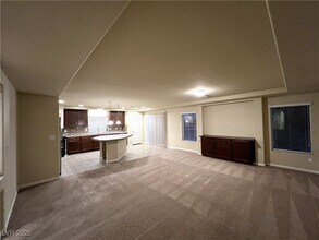 8376 Accolade St in Las Vegas, NV - Building Photo - Building Photo