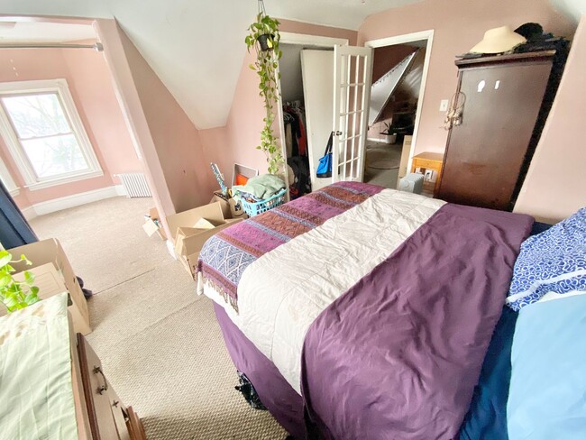 34 Colchester Ave in Burlington, VT - Building Photo - Building Photo