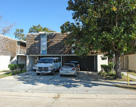 1025 Carrollton Ave in Metairie, LA - Building Photo - Building Photo