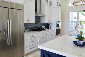 224 N Riverside Dr in Edgewater, FL - Building Photo - Building Photo