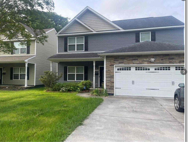 property at 1113 Greenwood St