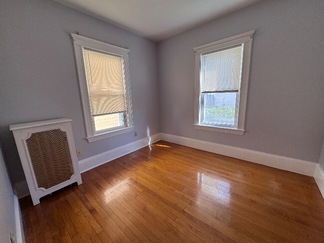 127 Walnut St in Somerville, MA - Foto de edificio - Building Photo