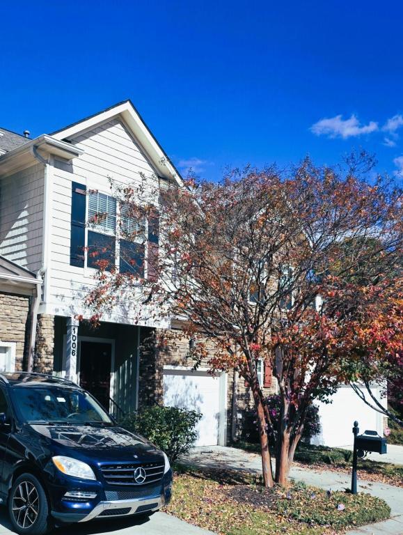 1006 Indigo Ridge Pl in Cary, NC - Building Photo - Building Photo