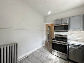 2548 N Kildare Ave in Chicago, IL - Building Photo - Building Photo